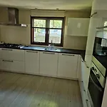 Chalé Rumah Bersama Kempenbos *