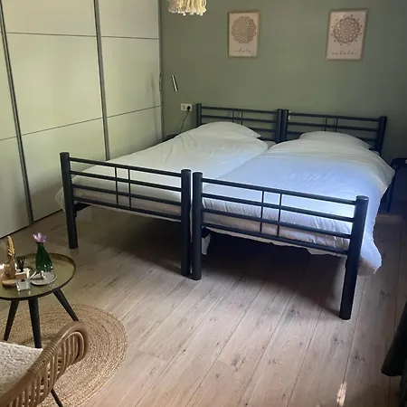 Rumah Bersama Kempenbos Chalet